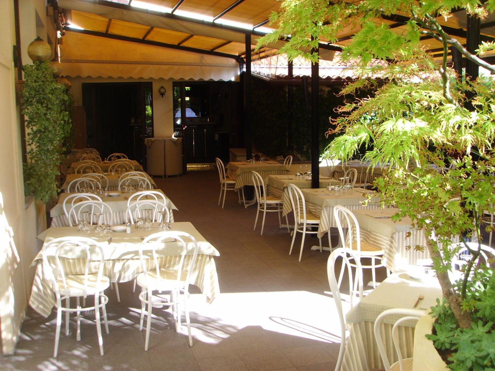 Albergo Giardino Cernobbio Exterior foto